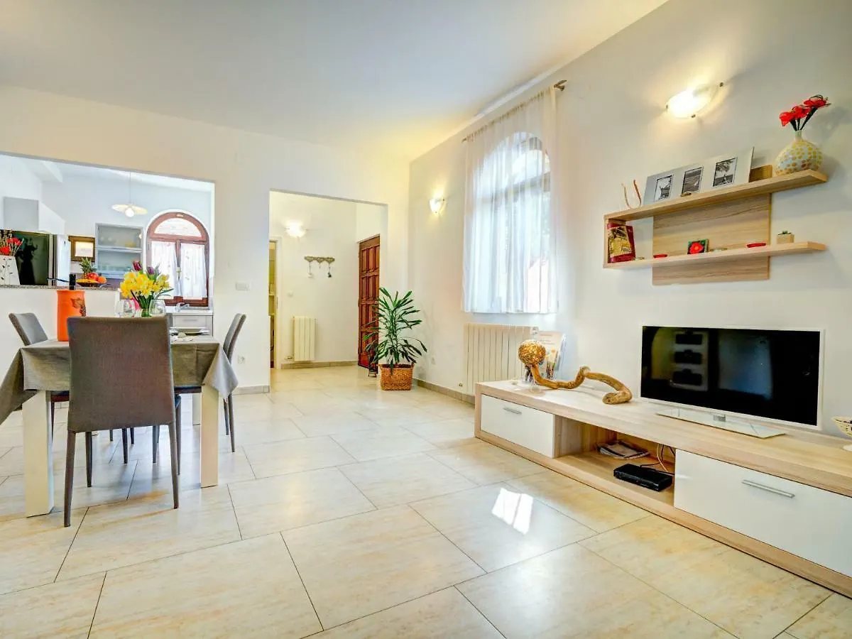 Apartment Nilia Matulji